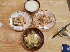 肉麦饼-桐香园小笼包(百井坊巷店)