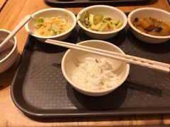 -一两饭川味素食餐厅