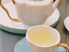 -燕庭·纯燕窝·甜品下午茶(南京西路店)