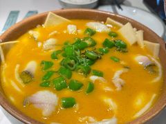 鲜青椒水煮鱼-麻六记(新天地店)