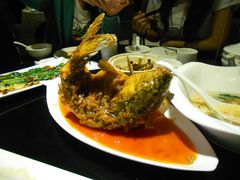糖醋鲤鱼-闫府私房菜·百年鲁菜(恒隆店)