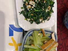 芹菜香干-7+7私家饭堂(人民路店)