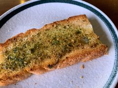 餐前蒜香法包-PIZZA BIANCA(万象城店)