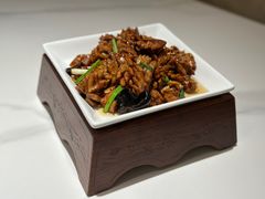 -梅飞酒家(名辉豪庭店)