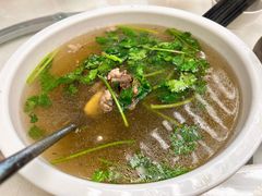 橄榄炖鹅喉汤-日日香卤鹅饭店·澄海狮头鹅(澄海店)