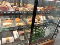 面包甜点陈列柜-星巴克(邯郸新世纪广场店)