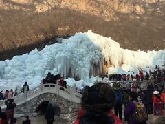-大平台龙居瀑布旅游区