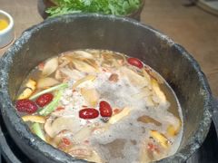 -蘑界·野生菌火锅(深业上城店)