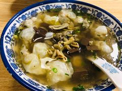 -小董骨汤馄饨店(通扬路店)