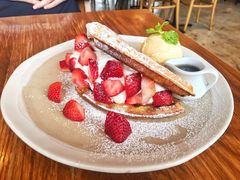 -ROAST coffee & eatery
