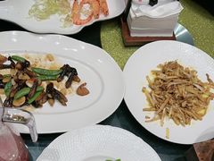 -新天明砂锅鱼头煲