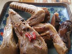 鸭头-老火车站牛肉粉