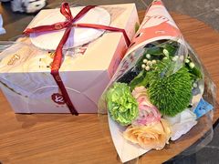 -瑞幸咖啡(华东理工大学商学院店)