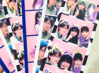 今天和闺蜜去了首尔大头贴… 在世贸广场的四楼连廊处…