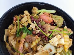 -蜀天上精专麻辣香锅(文定路店)