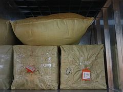 -安东易迷你自助仓储寄存仓库(草桥店)