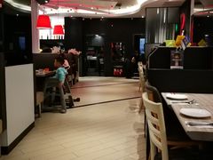 大堂-必胜客(沈辽路万达店)