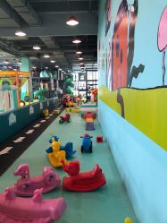 -米可儿童游乐场(观江国际购物中心店)