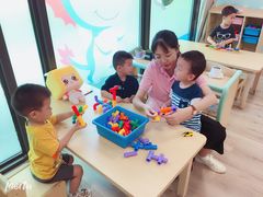 -黄浦乐烁龙鱼宝贝托育园(海潮路校区)