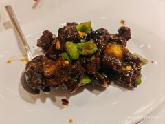 -梅龙镇酒家(南京西路总店)