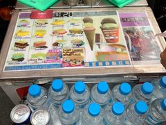 -詹爷爷乌节路街头冰淇淋