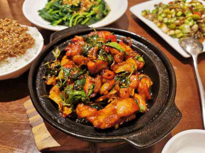 阿公阿嬷酒菜处(丽都店)-"【大众点评 年度盛典】打卡第一家～阿公阿.