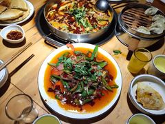 -大众跷脚牛肉馆·非遗传承单位(峨眉山店)