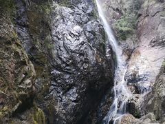 -南昆山川龙瀑布