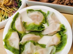 -关东小磨东北菜(上海长风大悦城店)