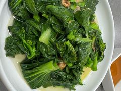 油渣炒青菜-沪依小酒馆心意菜