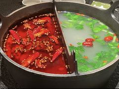-三出山火锅(南京万象天地店)