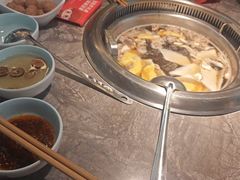 -季季红火锅(青山湖万达店)