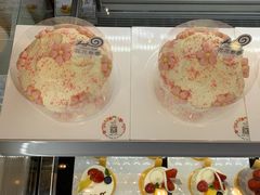 -花花卷卷·鲜食蛋糕(静安久光百货店)
