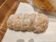 清甜奶油螺角-巴黎贝甜·生日蛋糕(环球中心店)