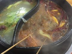 -灌县老妈砂锅串串香(万科红生活广场店)