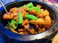 石锅杭椒牛蛙-桂满陇天书(南京德基旗舰店)