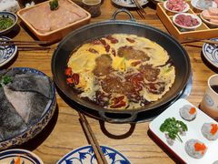 -旧街市鲜货老火锅(大光路店)