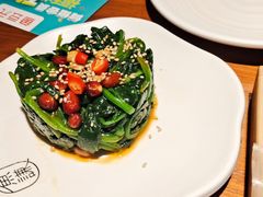 果仁菠菜-鱼谦脆皮烤鱼(华阳城店)