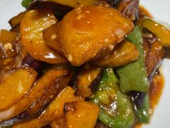 -关东小磨东北菜(上海长风大悦城店)