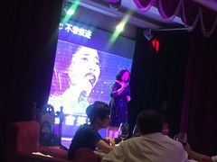 歌手-邓丽君音乐主题餐厅