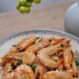 午饭也有很认真的在吃
