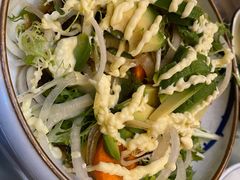 牛油果蔬菜沙拉-以前的小酒馆(中山广场店)