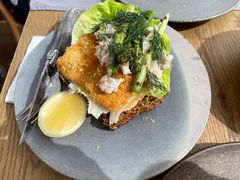 炸海鲈鱼三明治-BOR Eatery(安福路店)