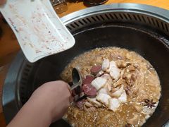 -咱屯子铁锅炖直营店(南湖大路店)