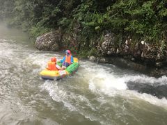 -江南大峡谷漂流