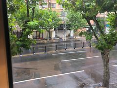 -白玉兰酒店(上海田子坊马当路地铁站店)