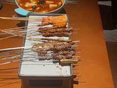 -六福烧烤酒馆(秦隆步行街店)