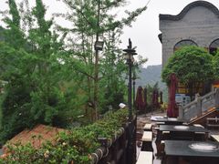 -楠柏弯休闲山庄(梨花溪店)