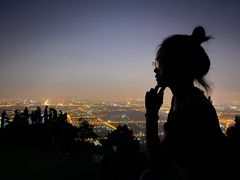 -鬼笑石后山停车场