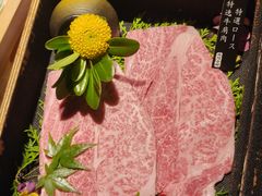 -山川小町·极番烧肉(新地假日广场店)